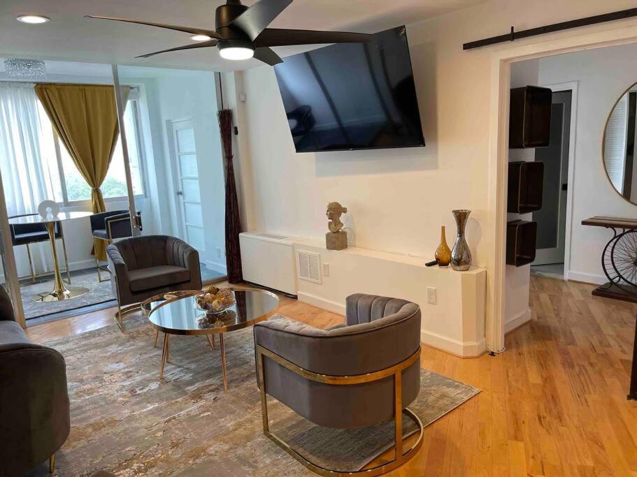 Cozy Penthouse Atlanta,Gaアパートメント エクステリア 写真